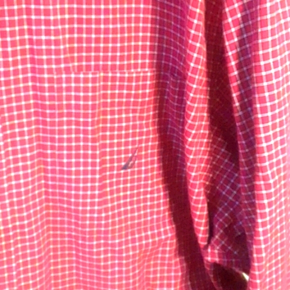Men's Nautica Shirt - Picture 3 of 4